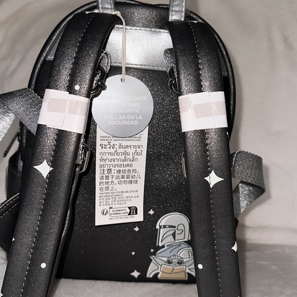 COPY - NWT DISNEY LOUNGEFLY Star Wars the Mandalorian & Grogu Glow in the Dark … - Picture 3 of 8